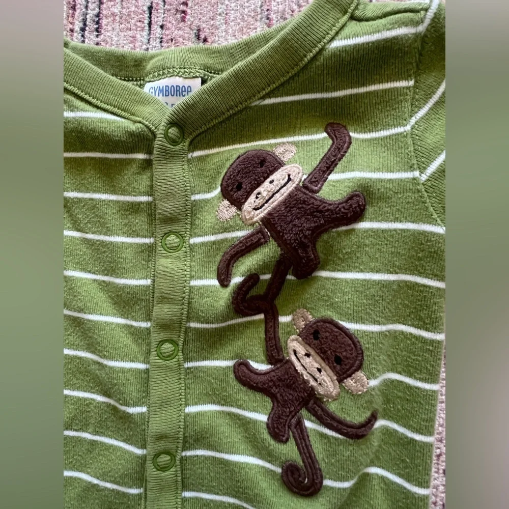 Gymboree Green and Brown Bodysuit Pajamas 6-12 months